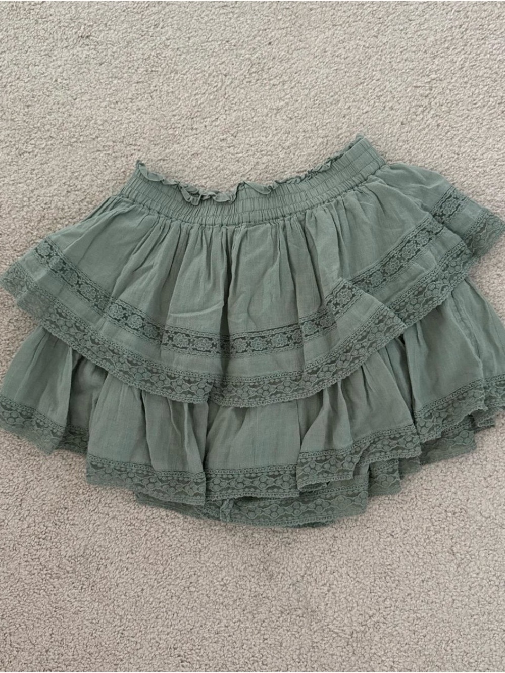 American Eagle Outfitters Sage Green Smocked Waist Mini Skort - Picture 2 of 5